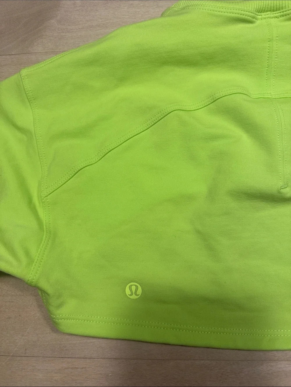 Lululemon LA Super Crop Mockneck Sz 6 - Picture 9 of 11